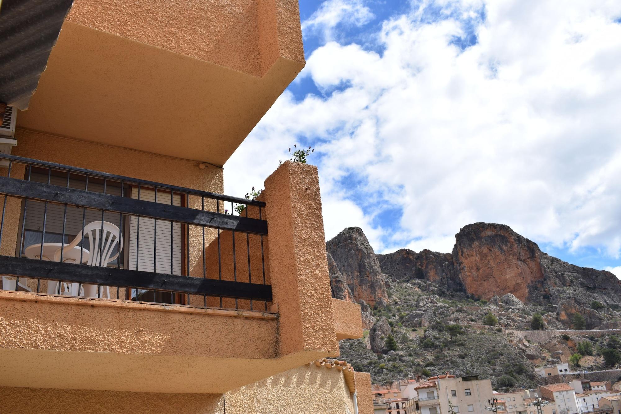 Hotel Restaurante Felipe II (Adults Only) Айна Екстериор снимка