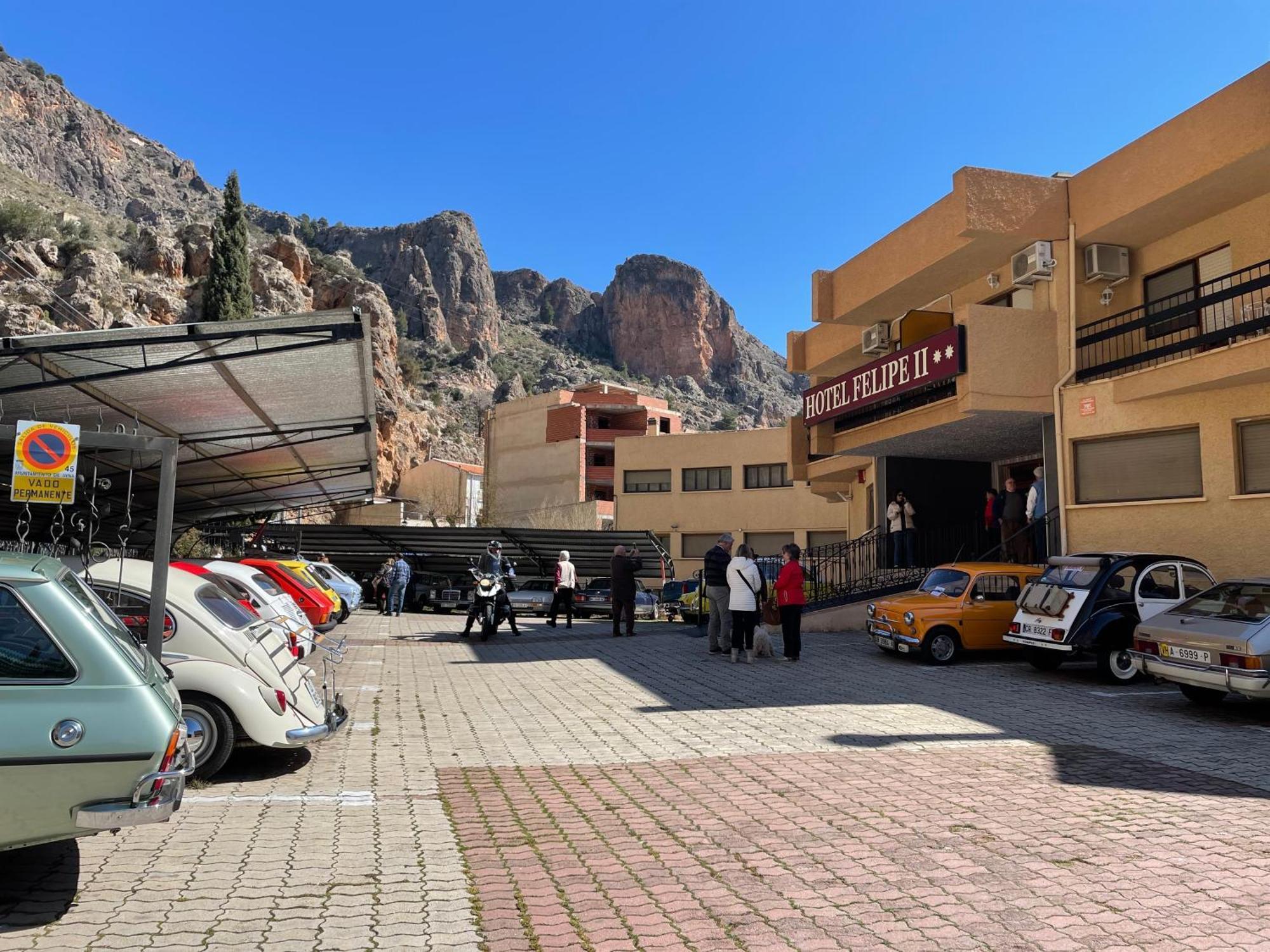 Hotel Restaurante Felipe II (Adults Only) Айна Екстериор снимка