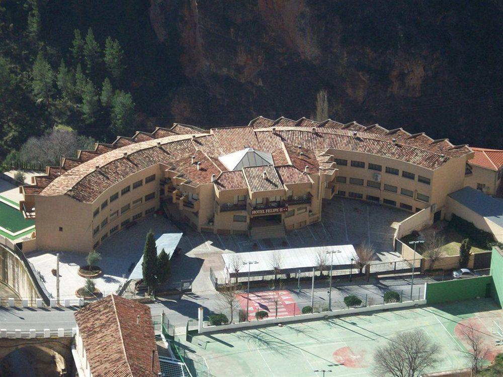 Hotel Restaurante Felipe II (Adults Only) Айна Екстериор снимка